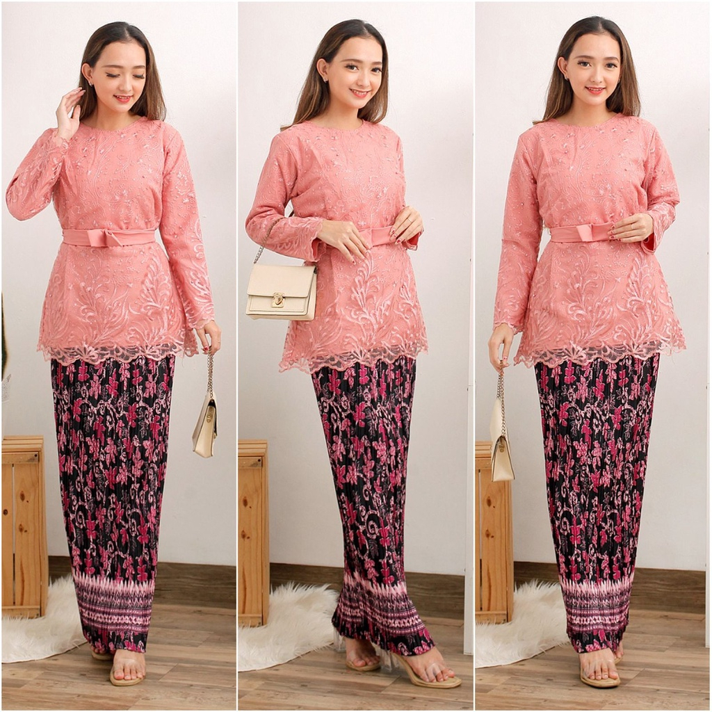 Set Paket Kebaya Manohara Mewah Bahan Brukat Tile Bordir, Mutiara, dan Glitter Tebal Warna Rosegold 