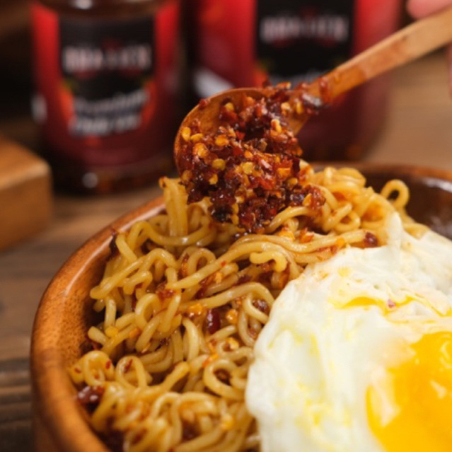 

LAKU Chili Oil Pedas Halal / Chili Oil Homemade Fresh Oma Lien 150ML