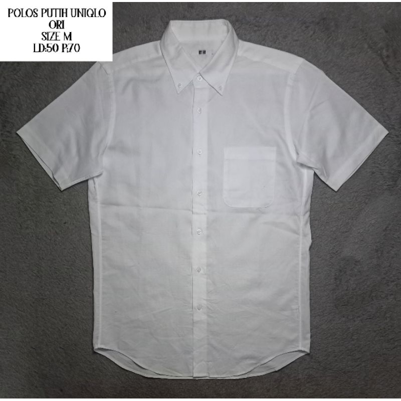 KEMEJA POLOS PUTIH UNIQLO ORI SIZE M LENGAN PENDEK