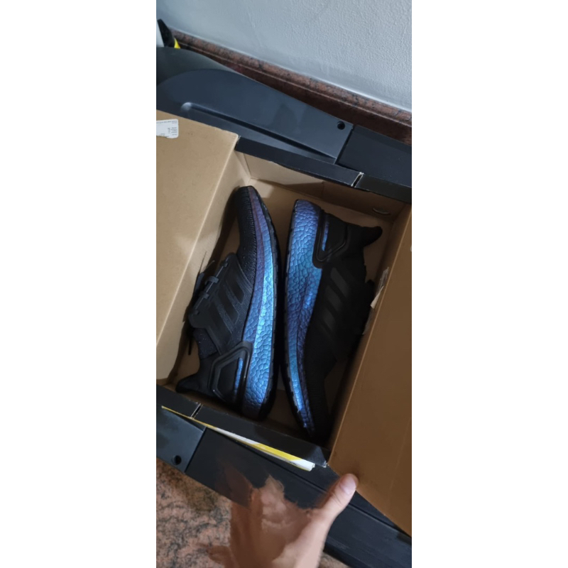 AdidasUltraBoost