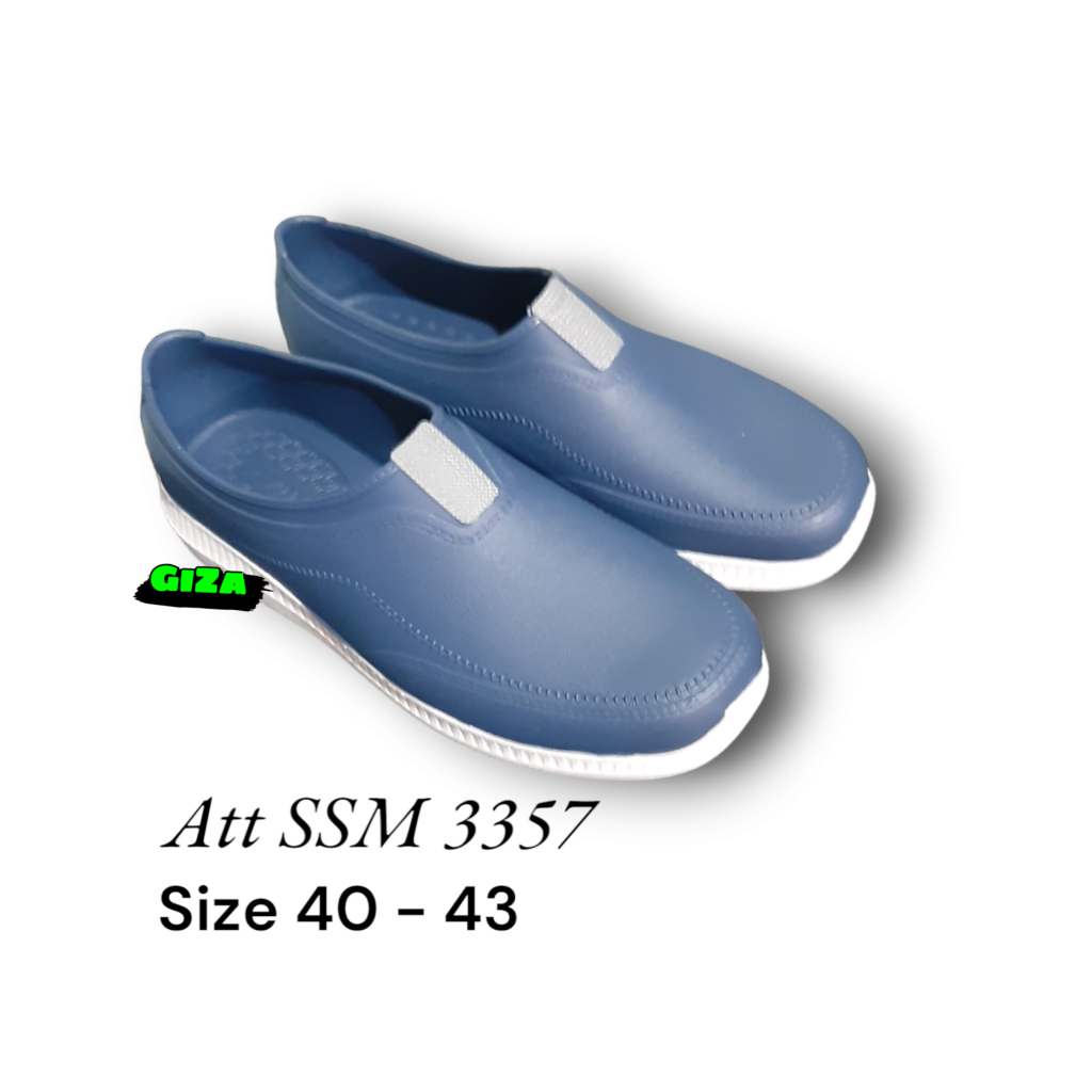 Sepatu Karet Pria Anti Air Ringan Elastis Tidak Licin Model Slip On Bahan Karet PVC Sole Injection