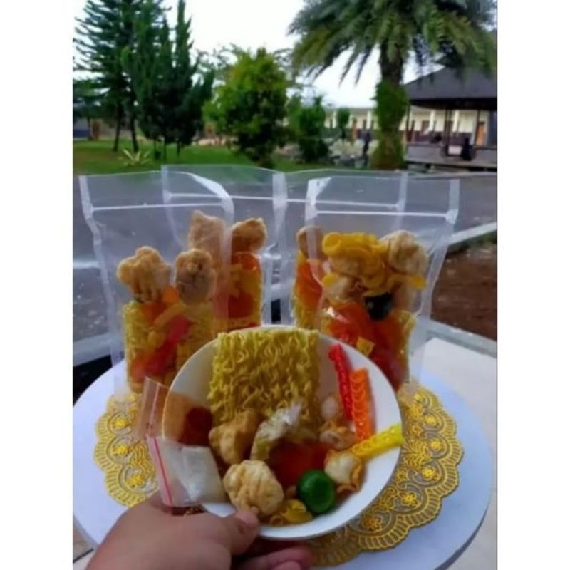 

Seblak Istan 1 pcs Pedas paket Kumplit Harga Liseller