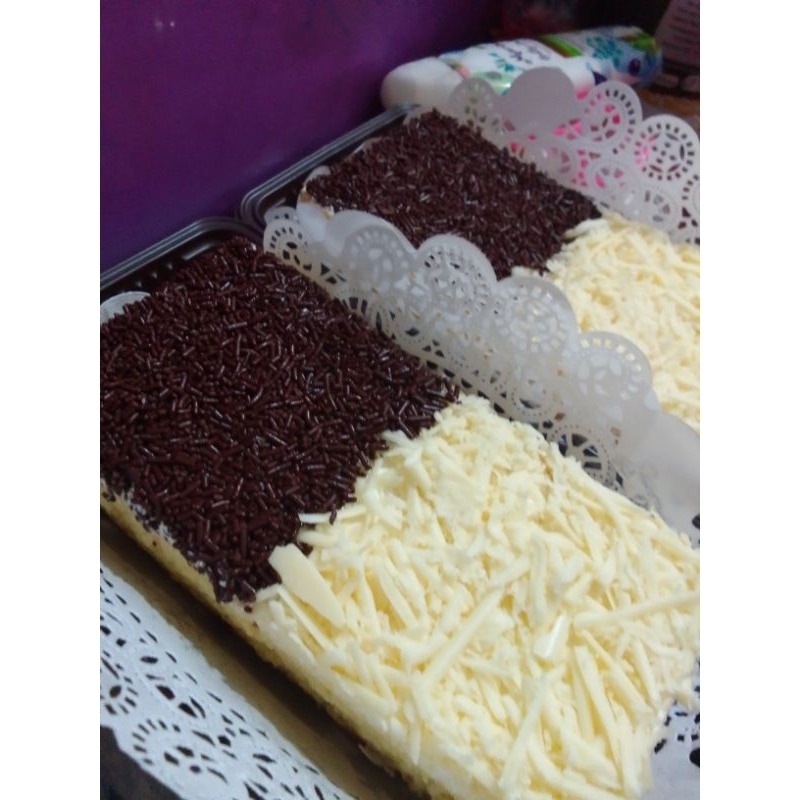 

BOLU JADUL/bolu enak /bolu potong/bolu murah /hantaran/seserahan