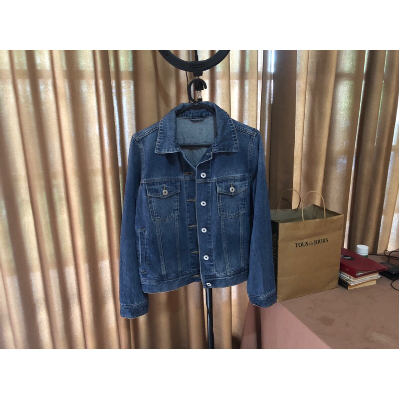 GU by Uniqlo Denim Jacket Original - Jaket Jeans GU by Uniqlo