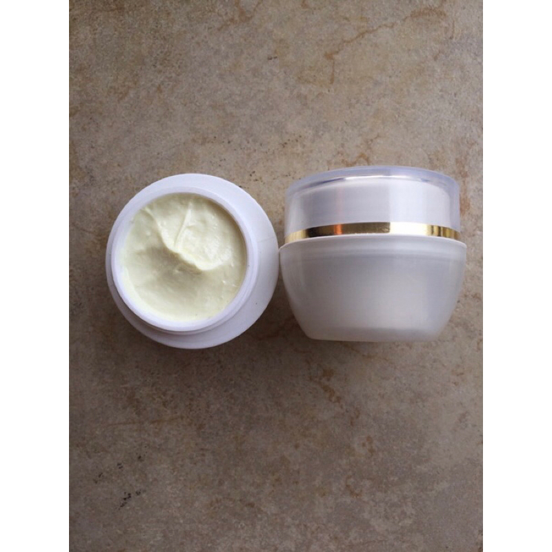 NC SUPER WHITE / CREAM MALAM PEMUTIH