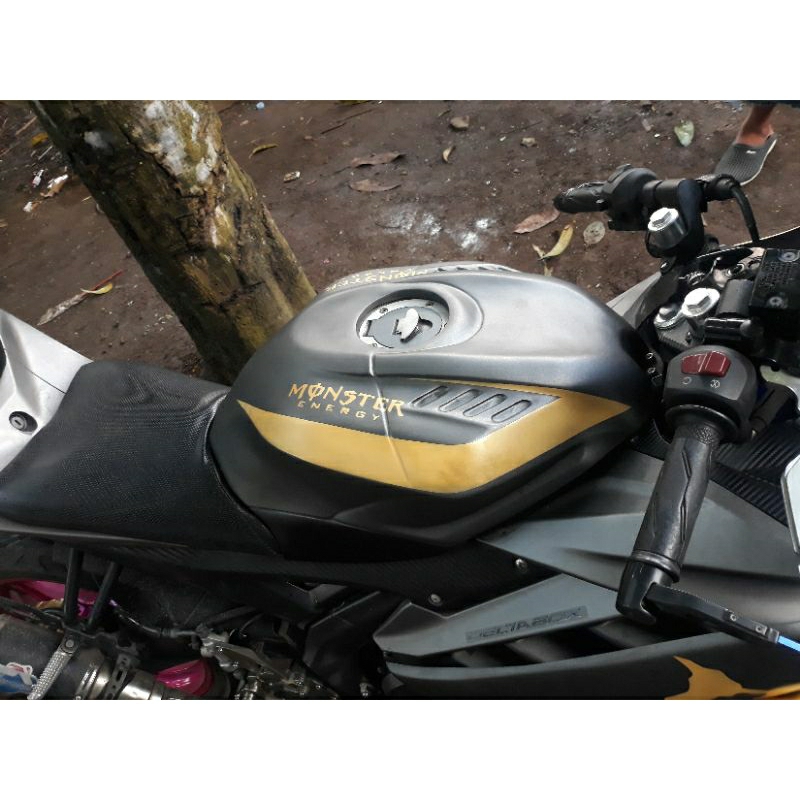 COVER TANGKI R15V2 MODEL R6 NEW