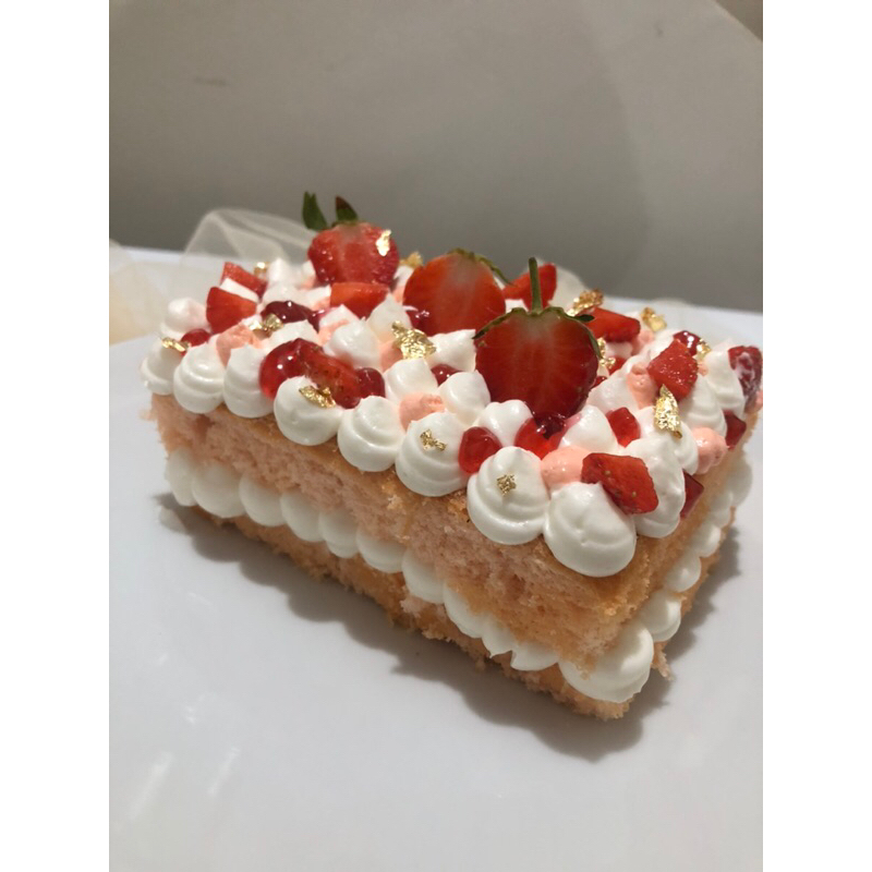 

Letter cake /kue hias/kue ulang tahun/ fruit cake