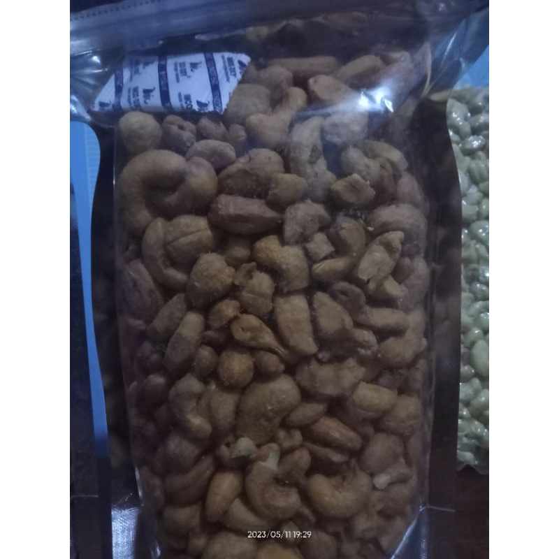 

kacang mede original