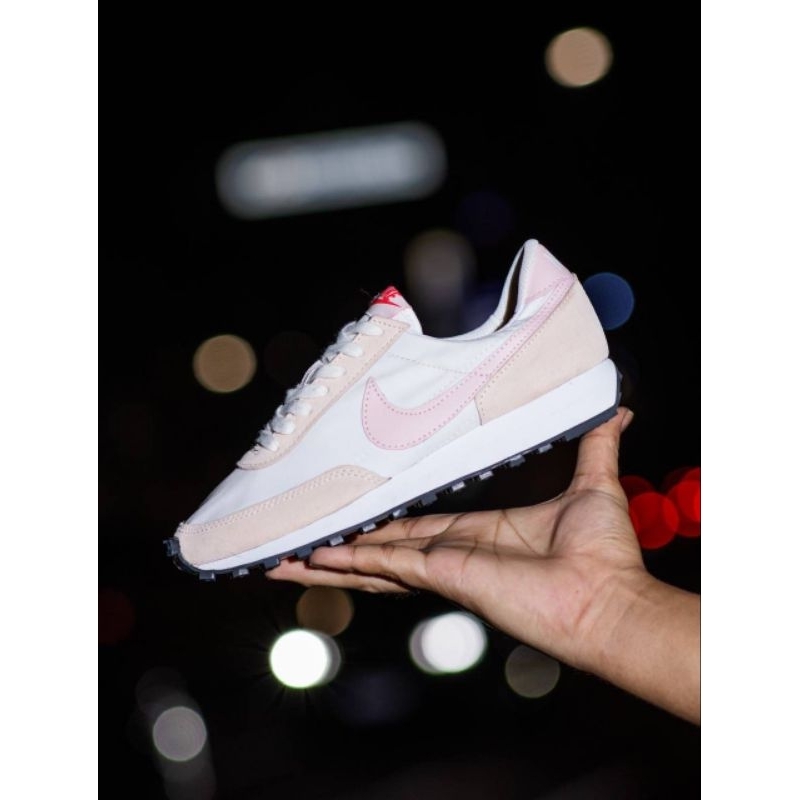 Nike Daybreak &quot;Cream Peach&quot;