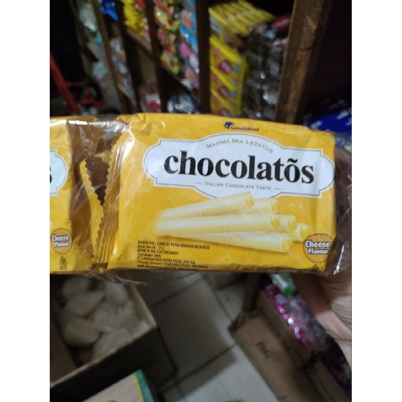 

Chocolatos wafer cream renceng isi 10