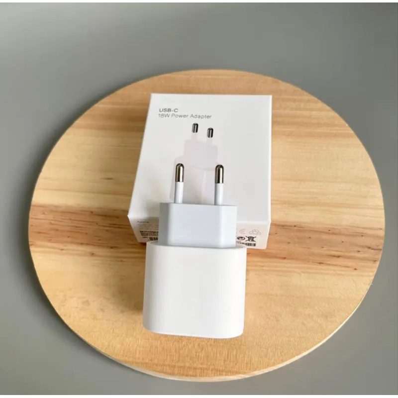 Adaptor 18W USB-C Power adapter PD Fast Charing / Kepala Cas