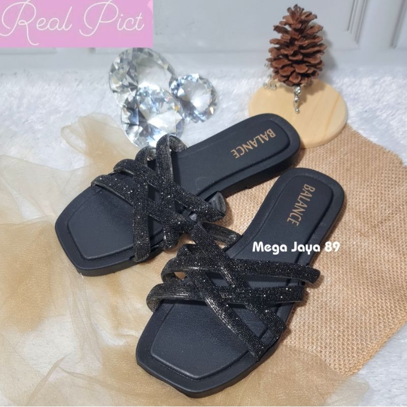 Sandal Wanita Selop Tali Silang Glitter Balance Import