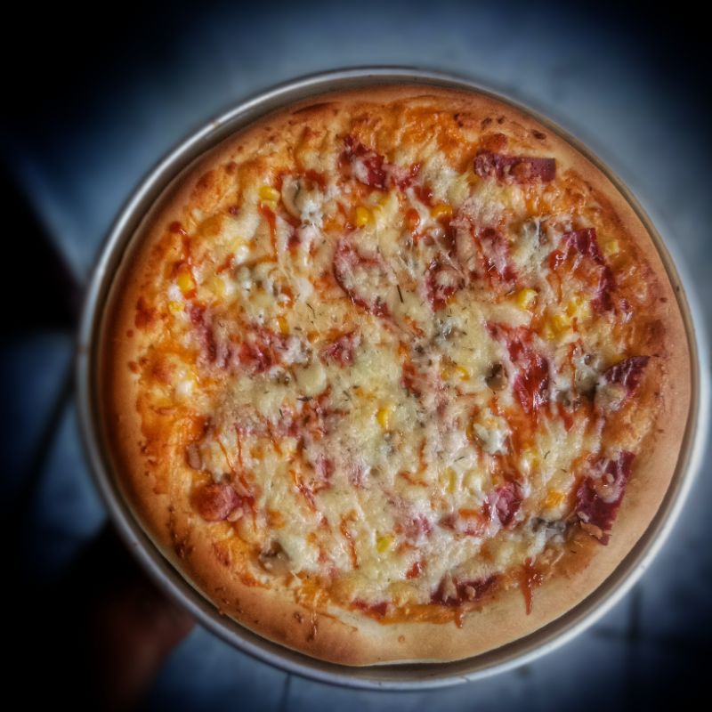 

Pizza Hore dengan Toping pilihan