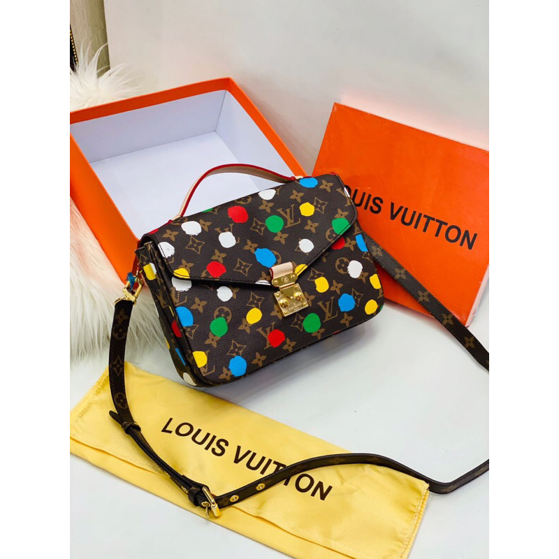 Shop Louis Vuitton MONOGRAM 2022 SS Monogram Color Box (GI0763) by lufine