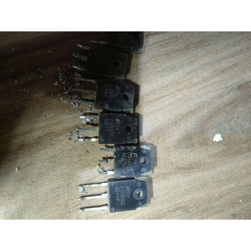 mosfet las 09N90E