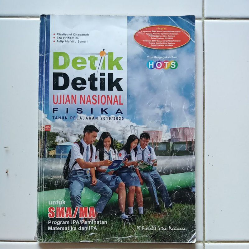 

Buku Detik-Detik _UN_Fisika_SMA