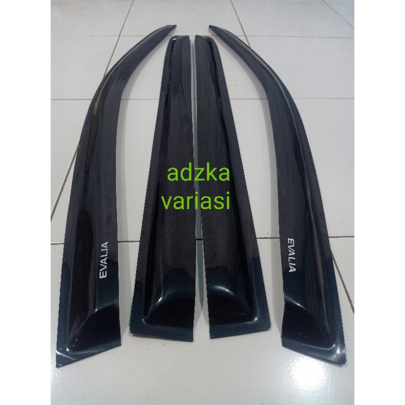 talang air mobil Nissan Evalia