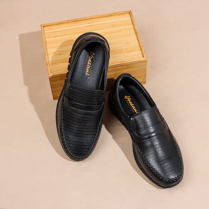 Sepatu Sneaker Kulit Pria Terbaru Original Leather - Az2417