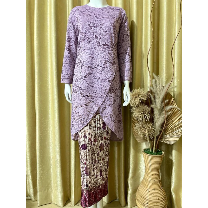 ATASAN KEBAYA/KEBAYA/KEBAYA JUMBO/KEBAYA MODERN/KEBAYA BRUKAT/KEBAYA WISUDA/KEBAYA TERBARU/KEBAYA
