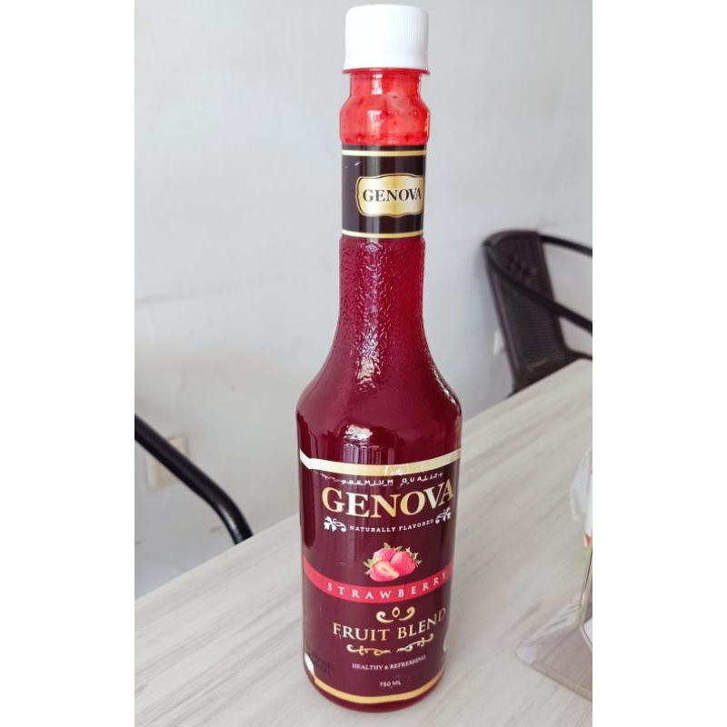 

Genova Fruit Blend Strawberry 750 ml