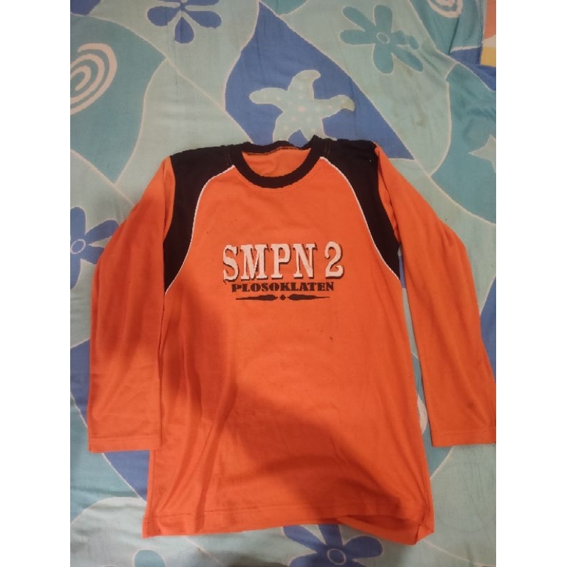 Seragam Olahraga SMP 2 Plosoklaten Preloved