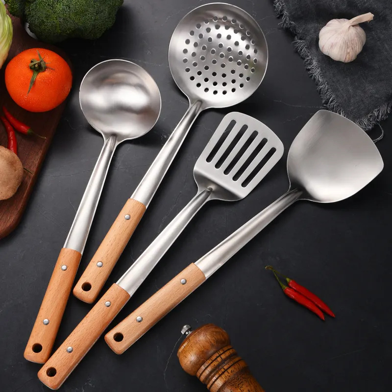 Sodet Sutil Spatula Centong Sutil Bolong Stainless Steel Gagang Kayu Sutil Sodet Bolong Centong Masak Anti Lengket Anti Karat Tahan Panas Spatula Sodet Stainless Steel Gagang Kayu Kuat Masak Goreng Serbaguna TERMURAH TERLARIS