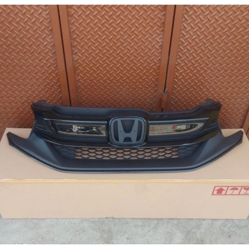 grill Honda Mobilio RS facelift