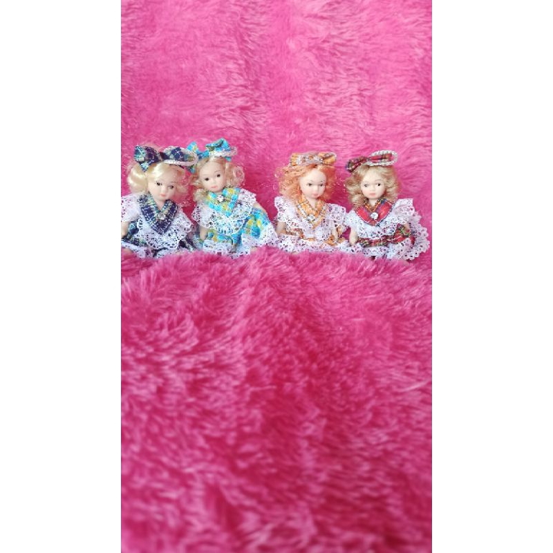 PORCELAIN DOLL MINI