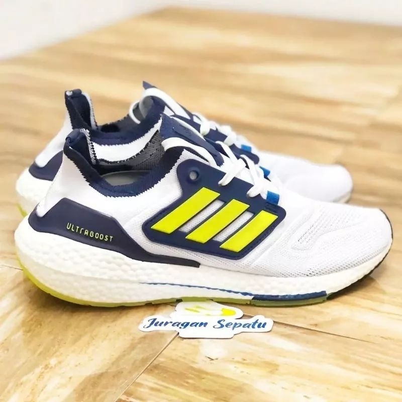 Adidas Ultraboost 22 &quot;Cloud White/Solar Yellow-Blue&quot;