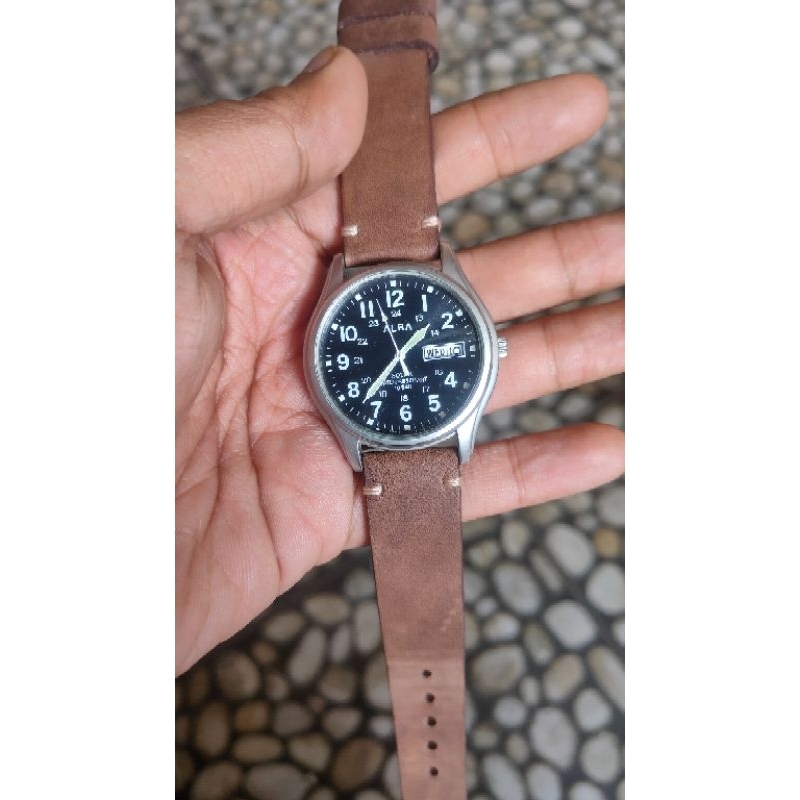 SEIKO ALBA MILITARY SOLAR QUARTZ