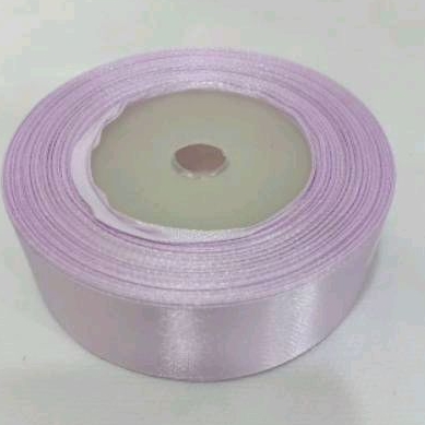 

Pita satin unggu muda 1 inch / 2.54 cm Per roll