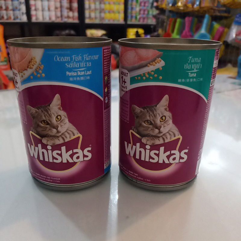 Whiskas kaleng