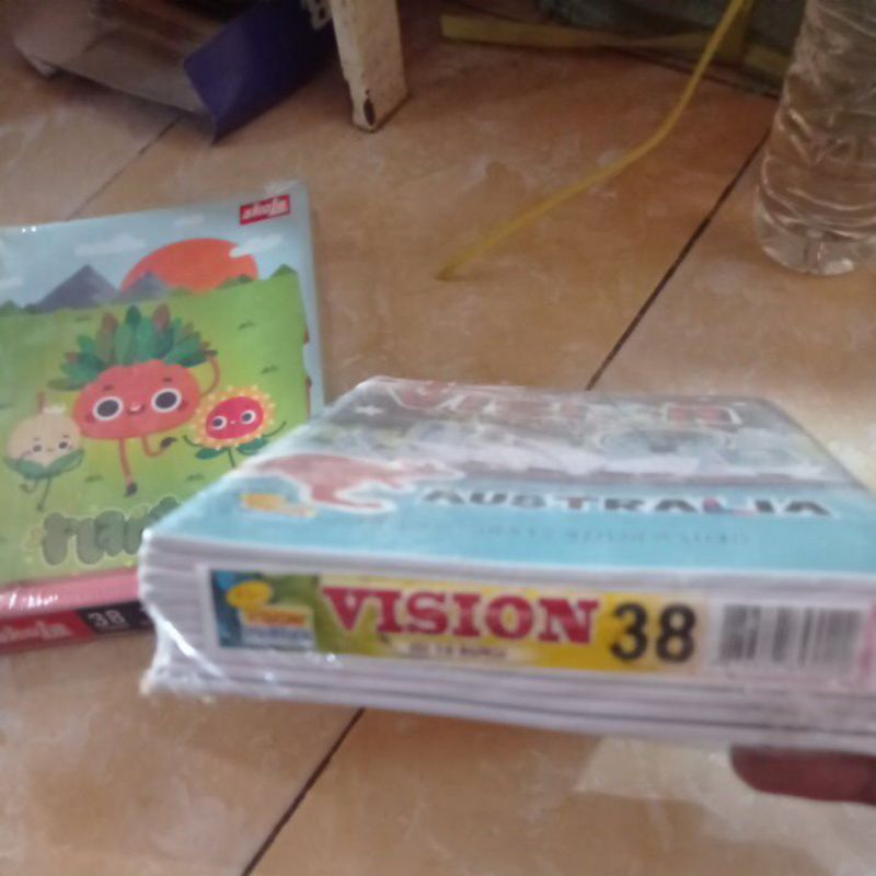 

1 pack buku tulis garis vision 38 lembar