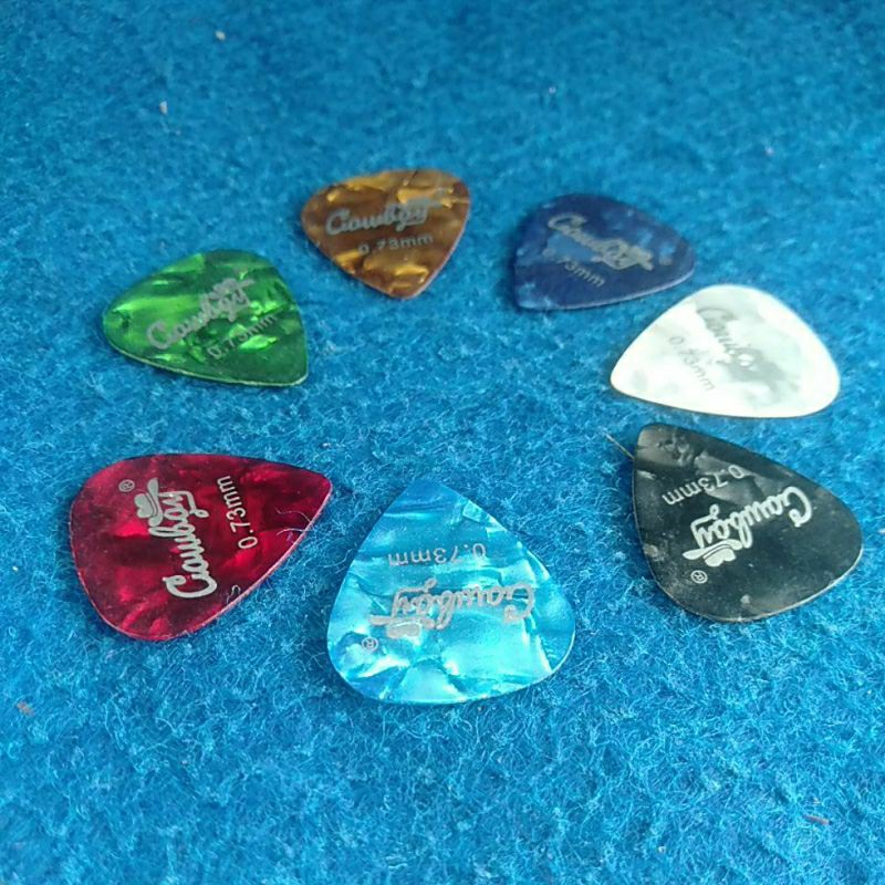 Pick Gitar Alat Pemetik Gitar Ukulele Cowboy 0.73mm