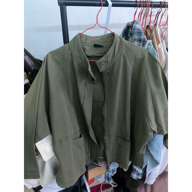 Preloved jaket army THIS IS APRIL