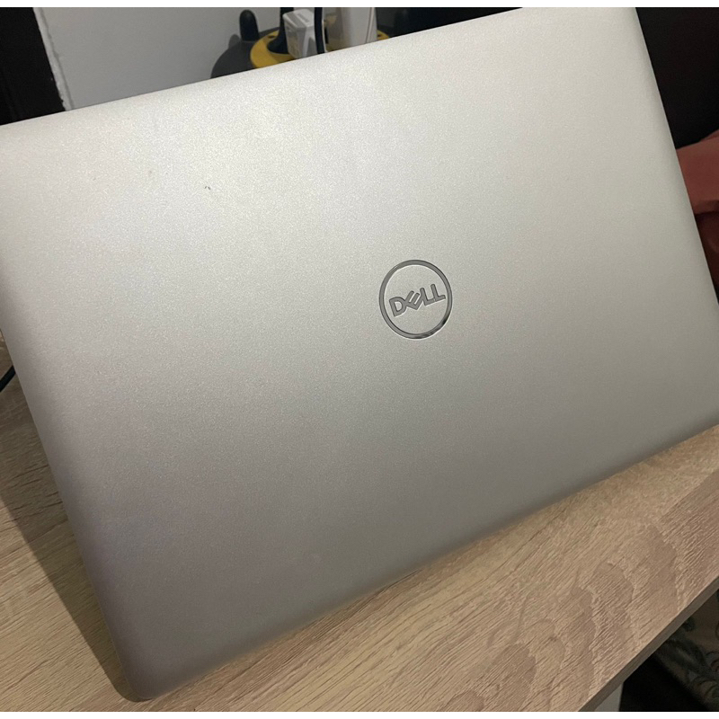 Leptop DELL Inspiron CORE i5