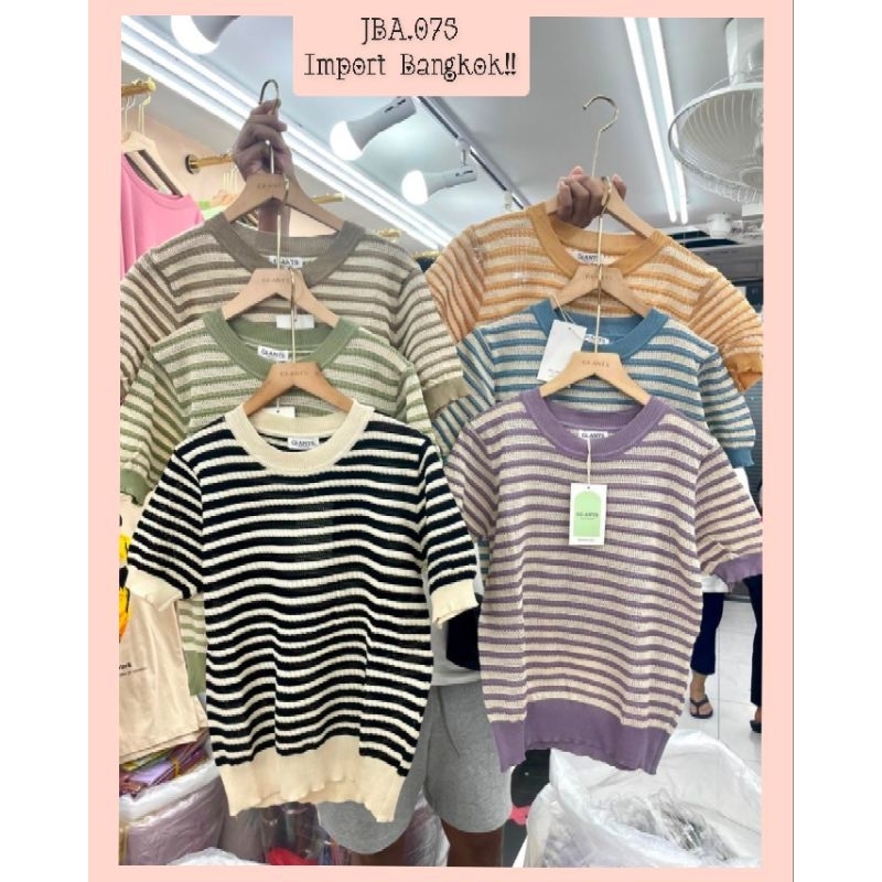 Blouse/atasan/import/Blouse rajut import/atasan rajut import/blus rajut import/atasan wanita/blouse 