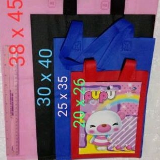

20x26 cm TAPI COD TAS TALI COD TAS SPUNBOND MURAH GOODIE BAG GOODIEBAG/ TAS SPUNBOND TALI / TAS WEDDING