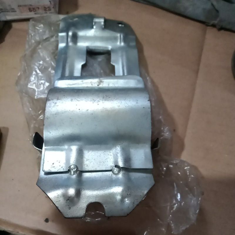 braket dudukan aki Suzuki a100 A100