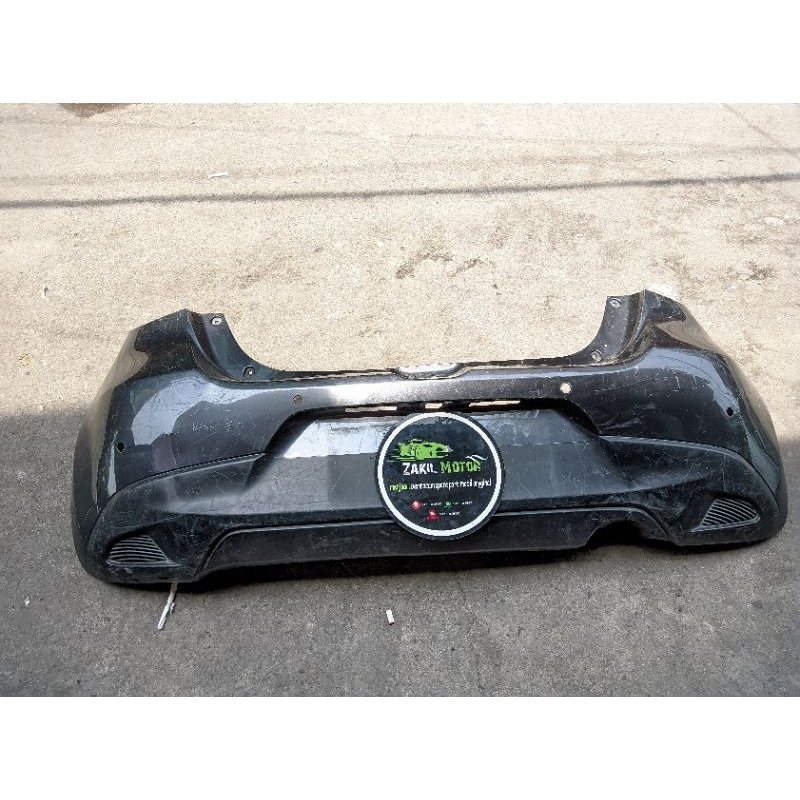 bumper bemper belakang Mazda 2 Skyactiv original