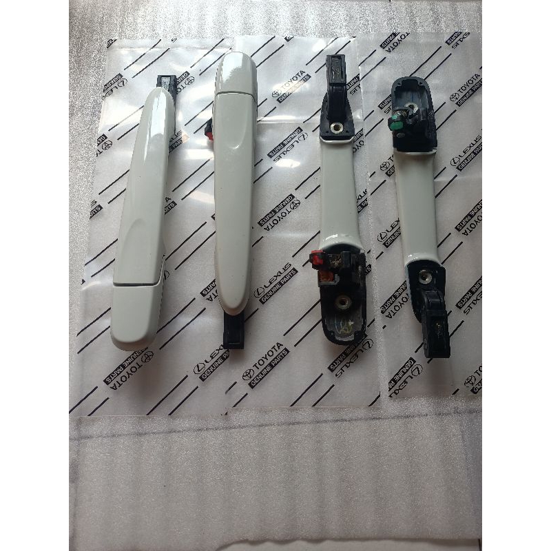 handel gagang pintu luar mobil Toyota Avanza original