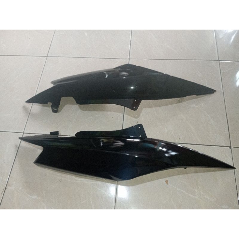 COVER BODY BELAKANG YAMAHA MIO SOUL KARBU ORIGINAL JIALING HITAM GLOSS