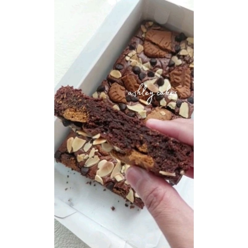 

BISCOFF MIX BROWNIES