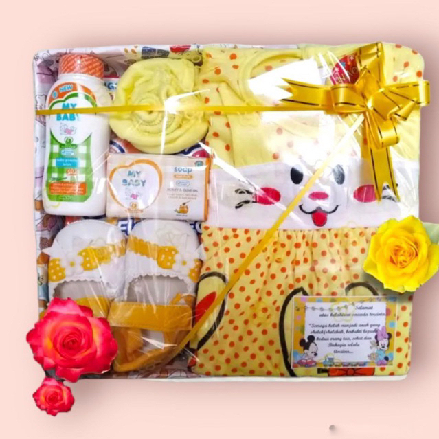 KADO BAYI Hampers baby newborn paket hampers baju   bayi cewek LAHIRAN