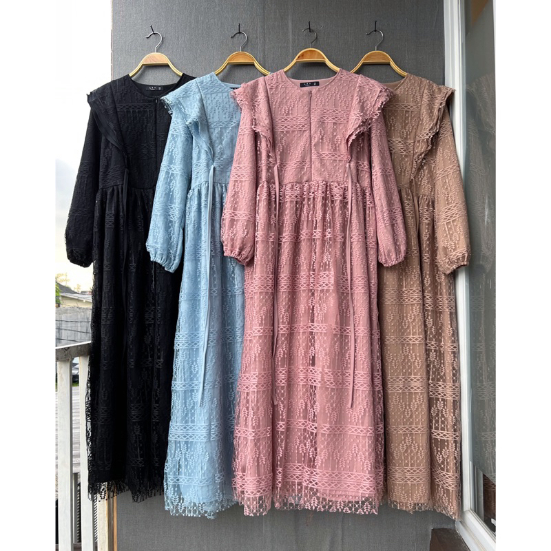 gracie Dress, Carolin maxi, lafreya dress, gamis putih, white maxi, dress katun bordir, gamis eyelet, gamis import premium, dress lfy, gamis brukat bangkok, maxi mewah, dress eyelet, gamis lafreya, dress pesta, gamis kondangan, dress bangkok, dress busui