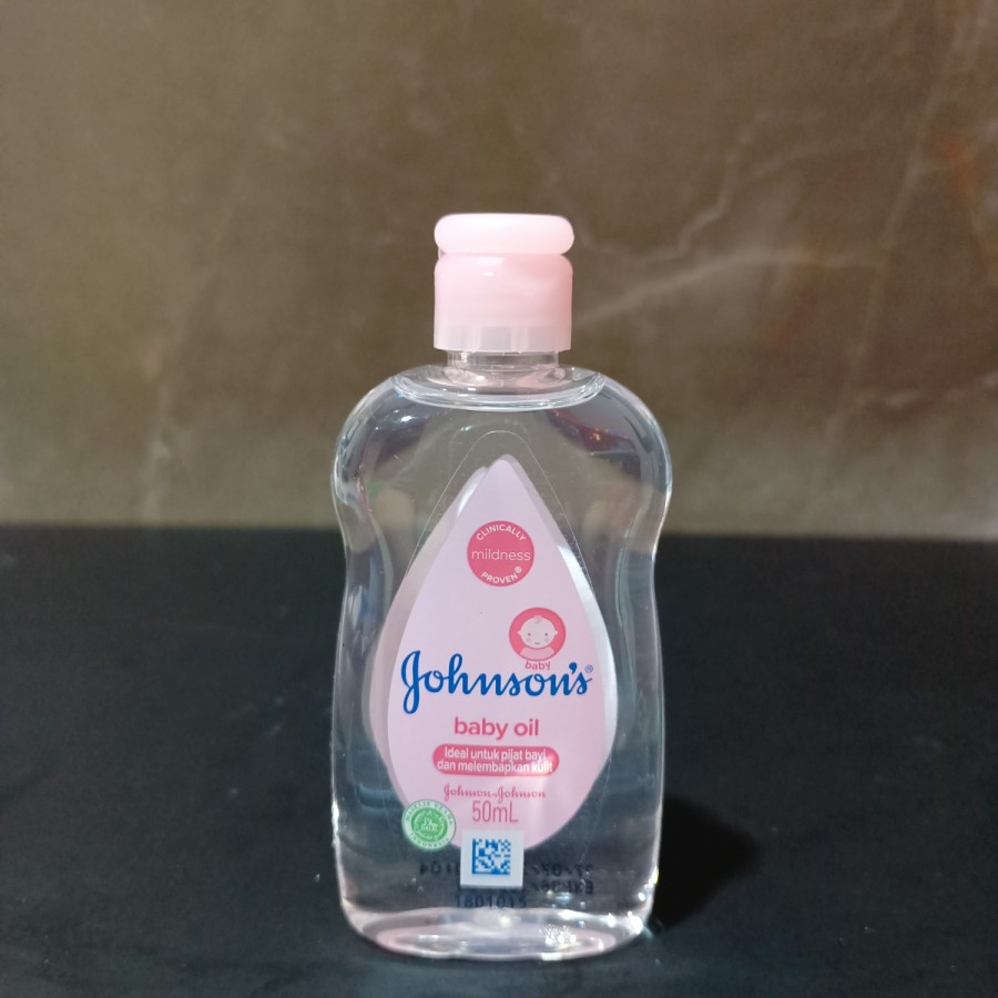 JOHNSON'S BABY OIL/ Johnson mineral oil 50ml 125ml Johnsons/minyak bayi