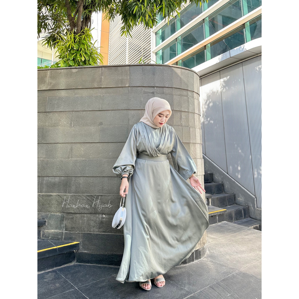 Hanhan Hijab - Jasmine Dress Roberto Cavali Premium