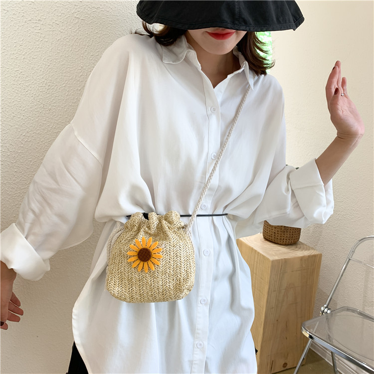 FIRSTSTEP - TAS SERUT TAS MINI MODEL MATAHARI KECIL SLEMPANG WANITA BAHAN ANYAMAN JERAMI MOTIF MATAH