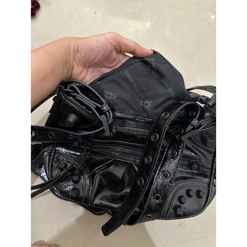 preloved steve madden bglowing