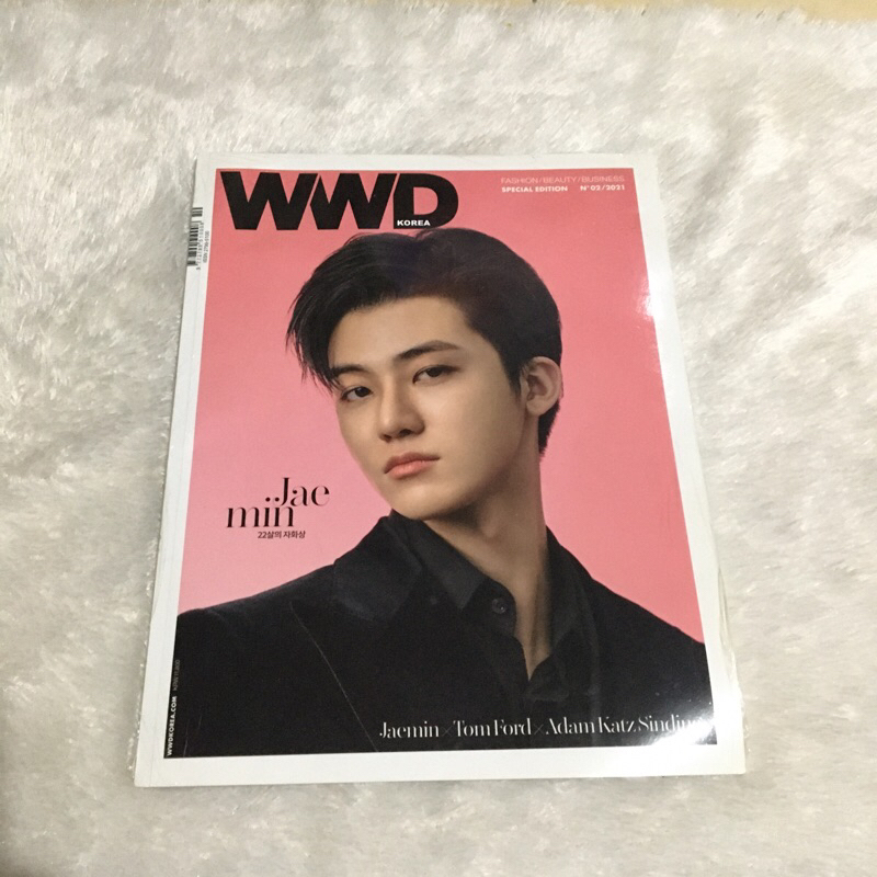 [BACA DEKRIPSI] WWD MAGAZINE JAEMIN NCT COVER